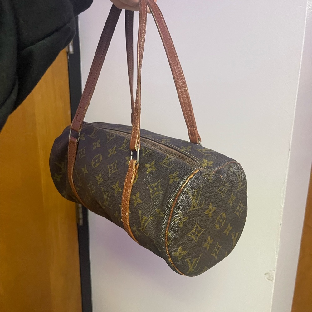 Authentic PreDate Code 1976 Papillon